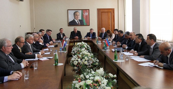 Azerbaijan, Netherlands mull agricultural cooperation